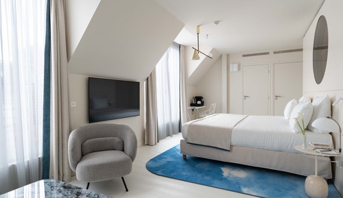 Privilege room Terrace Complimentary soft minibar, courtesy tray, Chromecast, digital press