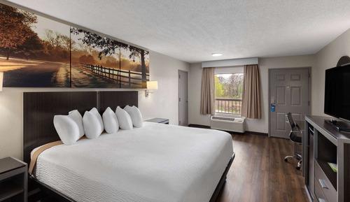 Room, 1 King Bed, Non Smoking
