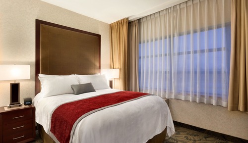 Standard Room, 1 Queen Bed