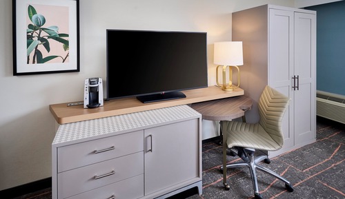 Premium Room, 1 King Bed