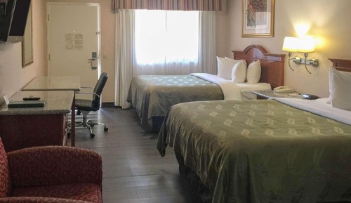 Deluxe Room, 2 Queen Beds, Kitchenette, Non-Smoking