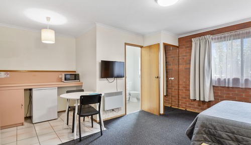 Executive Queen Room