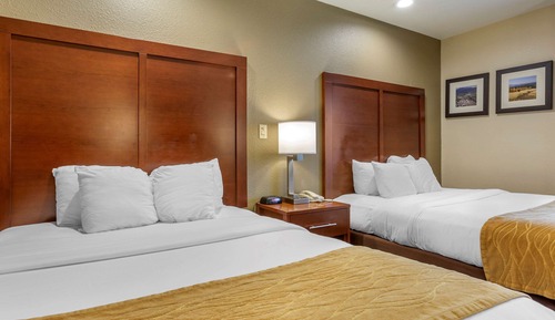 Standard Room, 2 Queen Beds, Non Smoking