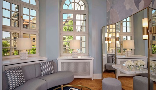 Signature Suite