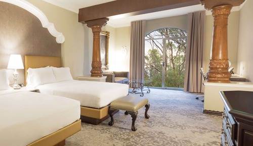 Deluxe Room, 2 Queen Beds (Executive)