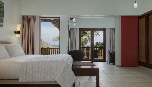 Executive Suite (Hilltop)