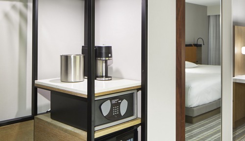 Room, 2 Queen Beds, Balcony