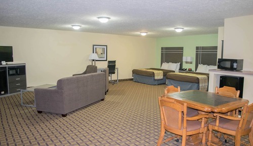 Standard Room, 2 Queen Beds, Non Smoking (Third bed is a Sofabed)