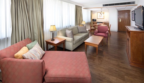 Suite, 1 King Bed, Jetted Tub