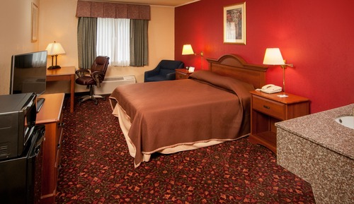 Room, 1 King Bed, Non Smoking (First Floor)