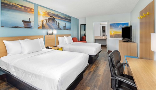 Room, 2 Double Beds, Accessible, Bathtub (Mobility/Hearing, Grab bars)