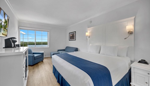Luxury Room, 1 King Bed with Sofa bed, Bay View
