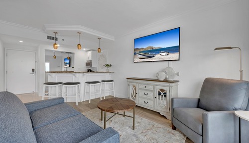 Bay View Penthouse Suite