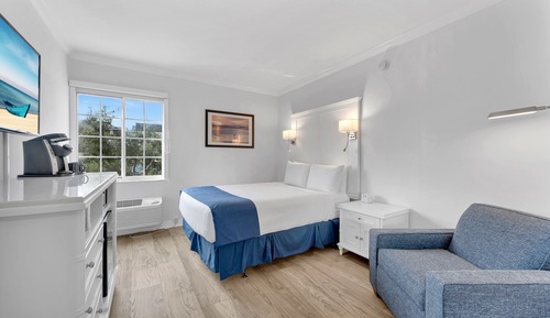 Standard Room, 1 Queen Bed, Accessible, City View