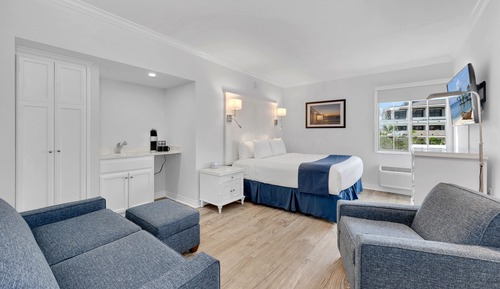 Junior Suite with King bed