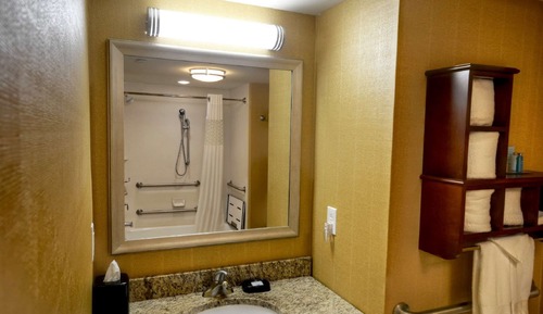 Room, 1 King Bed, Accessible