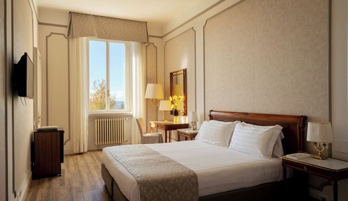 Standard Double Room, Lake View