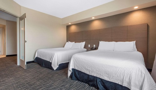 Suite, Non Smoking (2 Queen Beds and 2 Person Sofa bed)