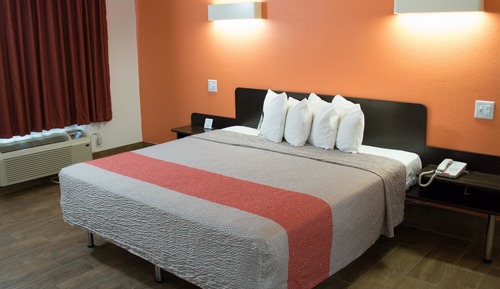 Standard Room, 1 King Bed, Non Smoking
