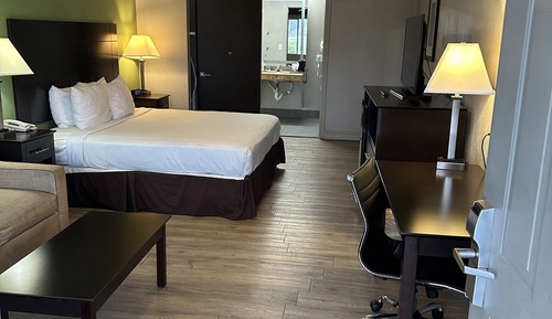 Standard Double Room, Smoking