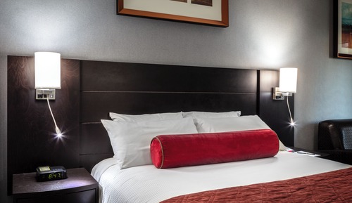 Deluxe Room, 1 Queen Bed with Sofa bed, Non Smoking