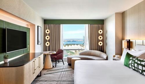 Premier Room, 1 King Bed, Bay View (Spacious)