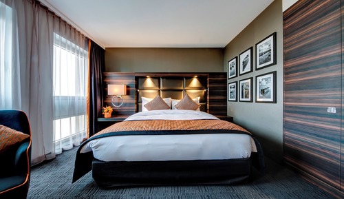 Superior Double Room, City View