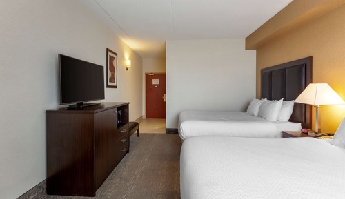 Executive Room, 2 Queen Beds, Non Smoking, Refrigerator & Microwave (Shower Only)