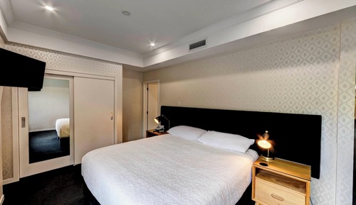 Executive Apartment, Multiple Beds