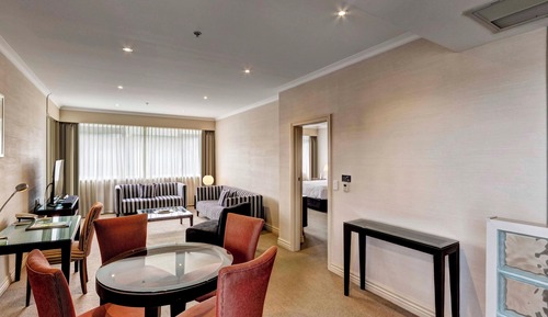 Deluxe Suite, 1 King Bed