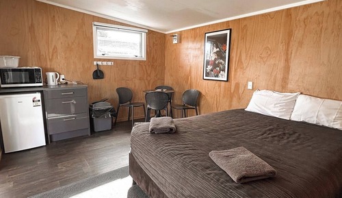 Standard Cabin 5PAX (shared amenities)