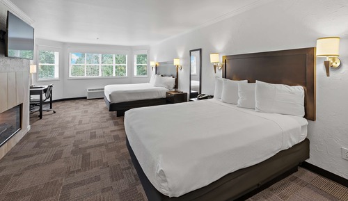 Standard Room, Multiple Beds, Non Smoking, Refrigerator & Microwave (with Sofabed)