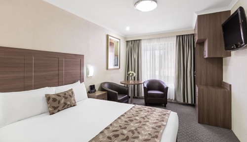 Standard Room, 1 Queen Bed, Non Smoking