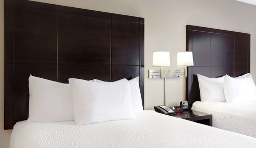 Premium 2 Queen Suite with Sofa Bed