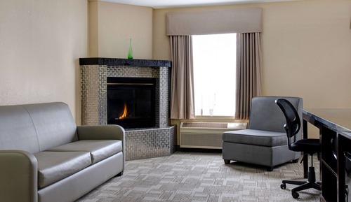 1 King Suite Fireplace and Sofa Bed