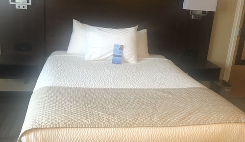 Room, 1 Queen Bed, Non Smoking, Kitchenette