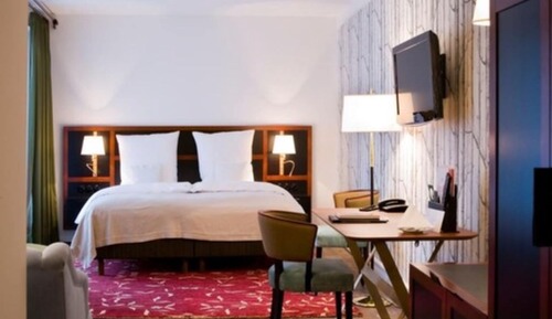 Junior Suite, 1 Bedroom, Non Smoking, City View