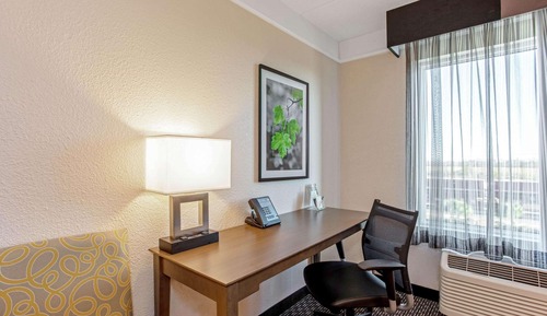 Executive Room, 1 King Bed, Non Smoking