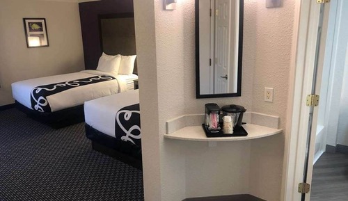 Room, 2 Double Beds, Accessible, Non Smoking (Mobility/Hearing Impaired Accessible)
