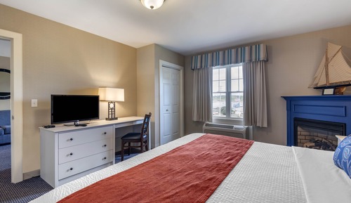 Harbor Village Captain Suite Accessible