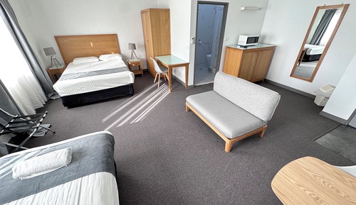 Executive Twin Room (Large)