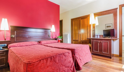 Double Room (with views)