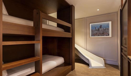 Family Room, Multiple Beds (1 King and 1 Bunk Bed)