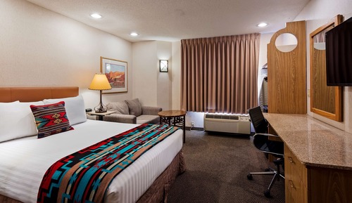 Suite, 1 Queen Bed, Non Smoking, Refrigerator & Microwave (with Single Sofabed)