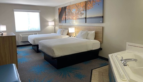 Suite, 2 Queen Beds, Accessible, Non Smoking