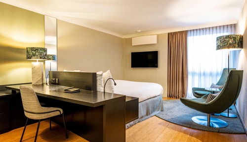 Premium Room