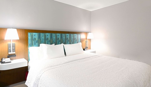 Superior Room, 1 King Bed, Accessible, Non Smoking
