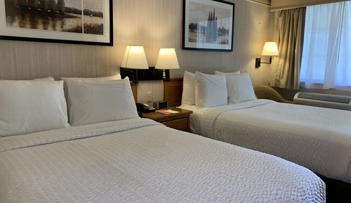 Single Room, 2 Double Beds