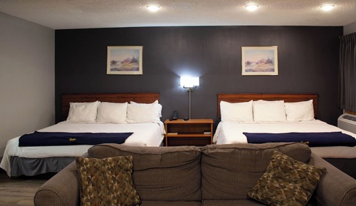 Suite, Multiple Beds (Double King Suite)