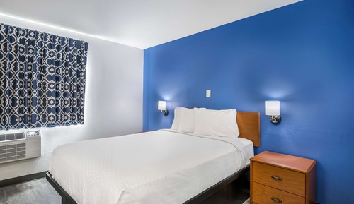 Room, 1 Queen Bed, Non Smoking